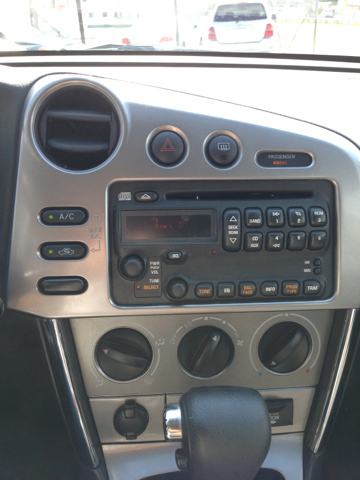 2008 Pontiac Vibe Base