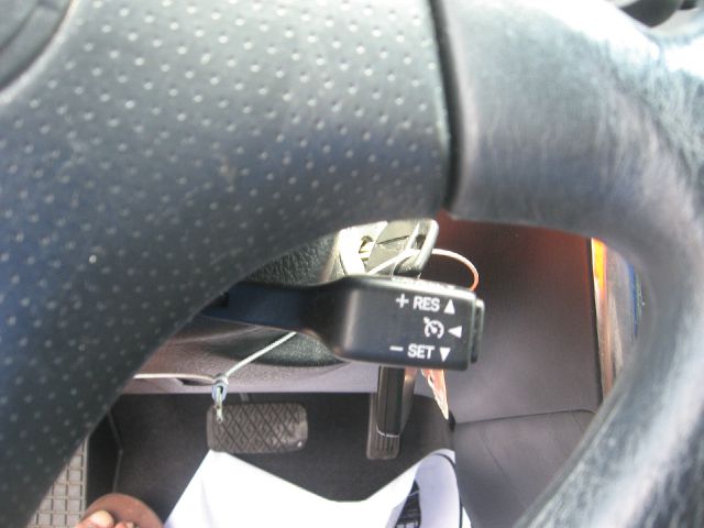 2008 Pontiac Vibe Base