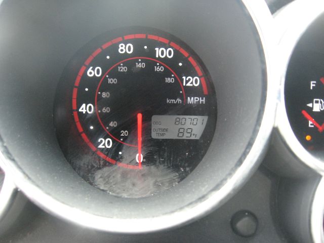 2008 Pontiac Vibe Base