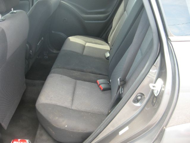 2008 Pontiac Vibe Base