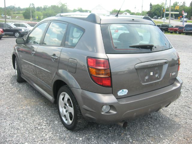 2008 Pontiac Vibe Base