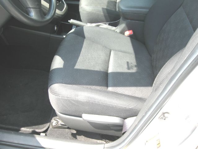 2009 Pontiac Vibe EX - DUAL Power Doors