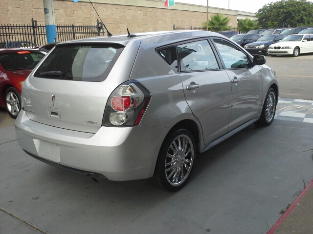 2009 Pontiac Vibe 4WD SLT 5.7L