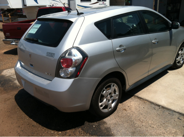2009 Pontiac Vibe 4X4 ED. Bauer EL