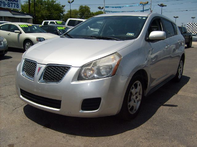 2009 Pontiac Vibe 4X4 ED. Bauer EL