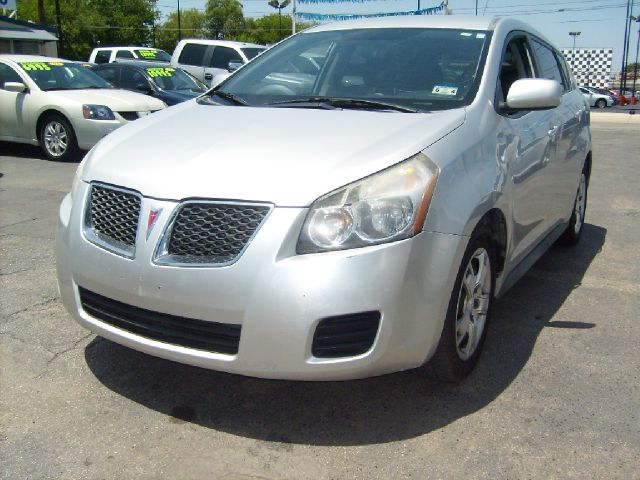 2009 Pontiac Vibe 4X4 ED. Bauer EL