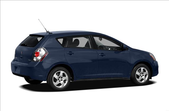 2010 Pontiac Vibe GLS 4 Dr Sedan FWD