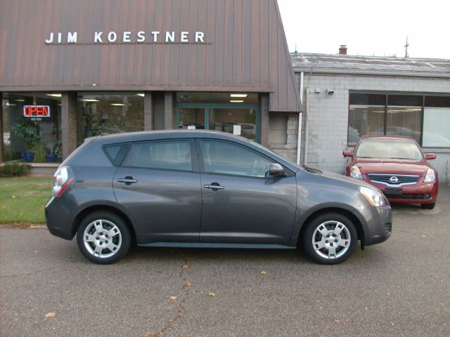2010 Pontiac Vibe 4X4 ED. Bauer EL