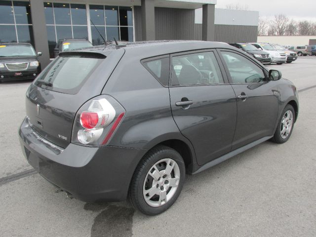 2010 Pontiac Vibe 4X4 ED. Bauer EL