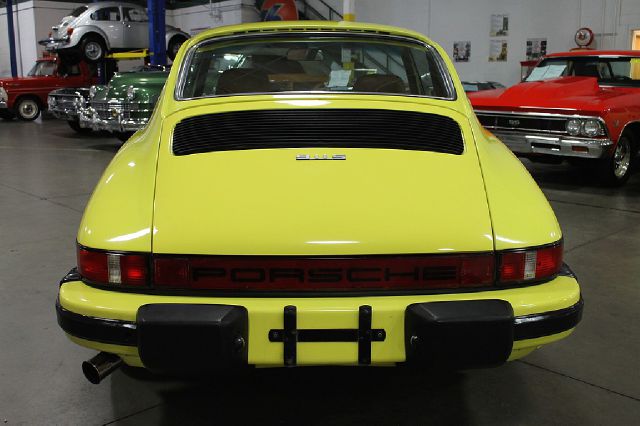 1975 Porsche 911 Unknown