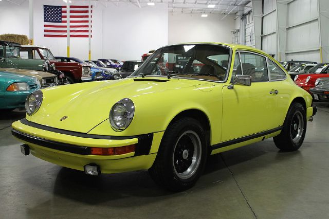 1975 Porsche 911 Unknown