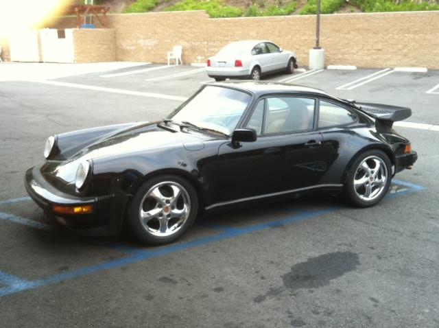 1977 Porsche 911 Unknown