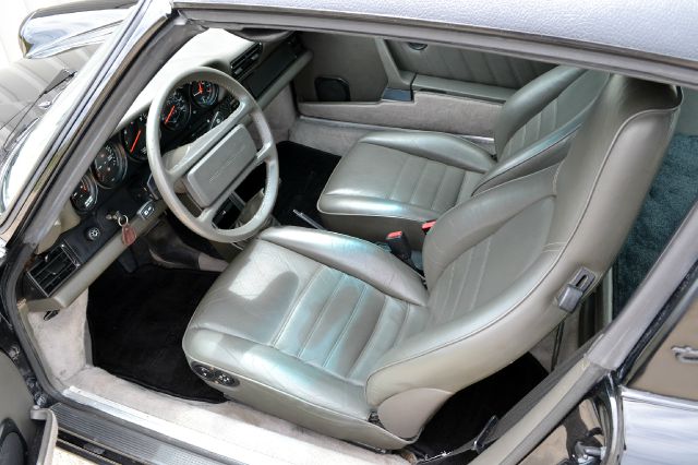 1986 Porsche 911 LS Extended Cab 2WD