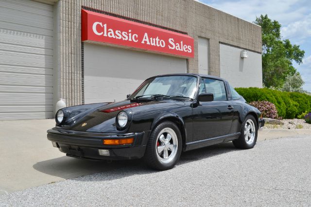 1986 Porsche 911 LS Extended Cab 2WD