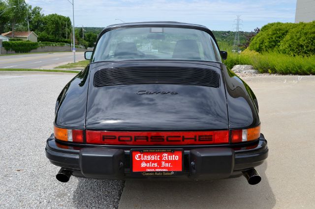 1986 Porsche 911 LS Extended Cab 2WD