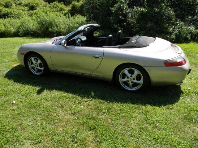 2000 Porsche 911 4WD REG CAB 120.5 SLT