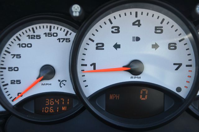 2000 Porsche 911 Creme And Gold Ed