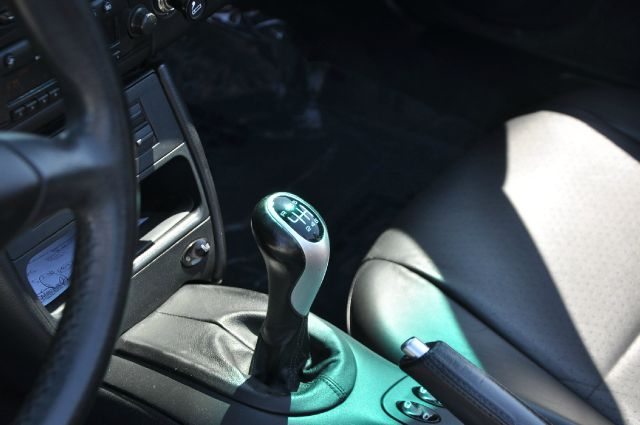 2000 Porsche 911 Creme And Gold Ed