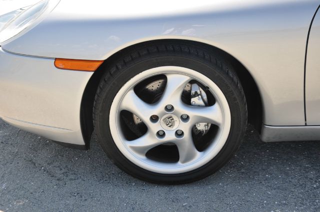 2000 Porsche 911 Creme And Gold Ed
