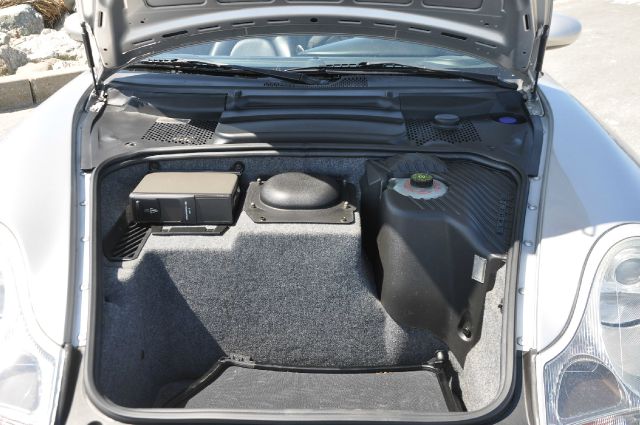 2000 Porsche 911 Creme And Gold Ed