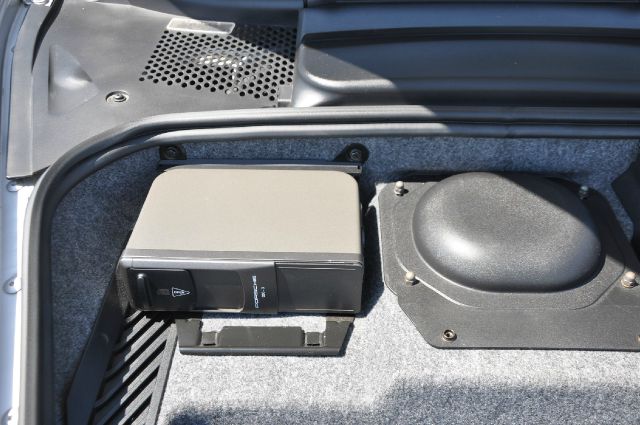 2000 Porsche 911 Creme And Gold Ed