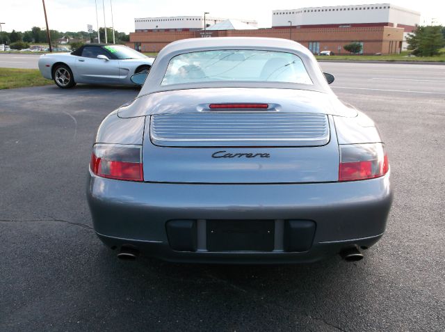 2001 Porsche 911 4WD REG CAB 120.5 SLT