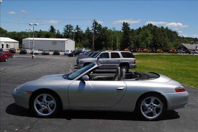 2001 Porsche 911 4WD REG CAB 120.5 SLT