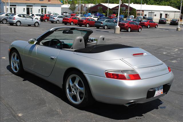 2001 Porsche 911 4WD REG CAB 120.5 SLT