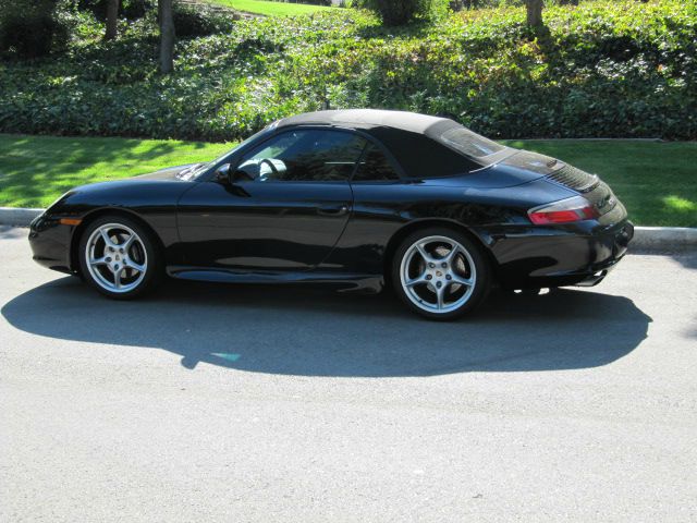 2002 Porsche 911 4WD REG CAB 120.5 SLT