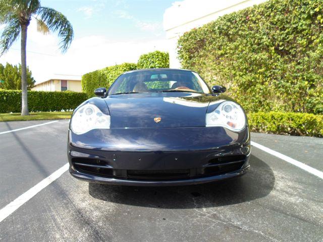 2002 Porsche 911 4WD REG CAB 120.5 SLT