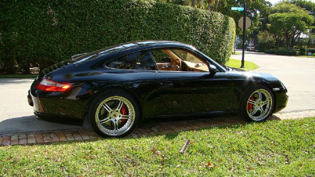 2005 Porsche 911 LS Extended Cab 2WD