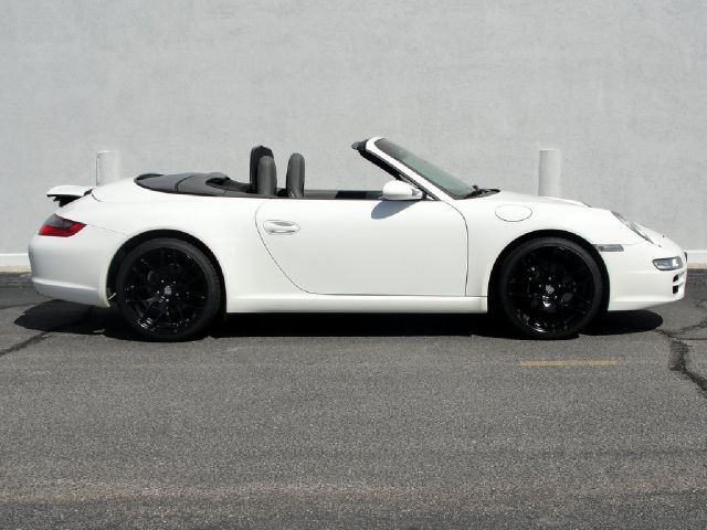 2006 Porsche 911 4WD REG CAB 120.5 SLT