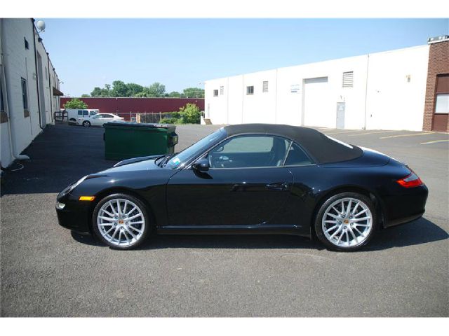 2006 Porsche 911 4WD REG CAB 120.5 SLT