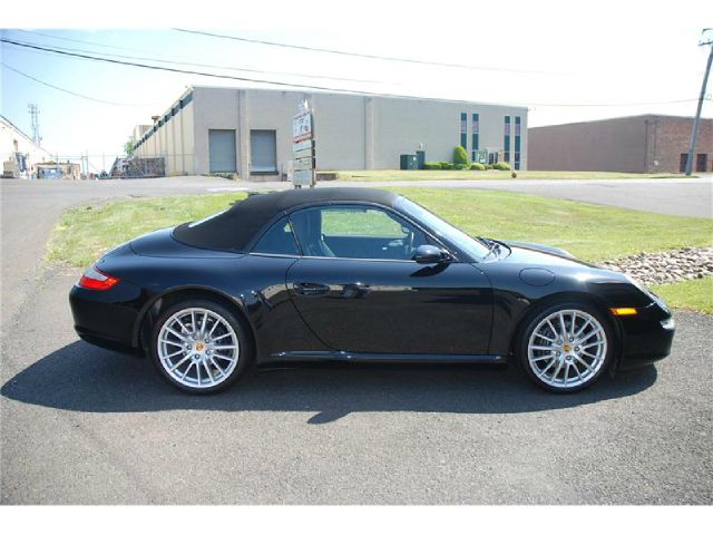 2006 Porsche 911 4WD REG CAB 120.5 SLT