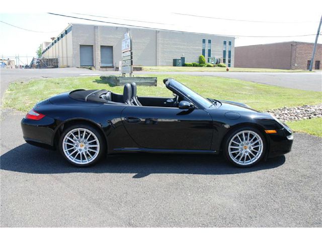 2006 Porsche 911 4WD REG CAB 120.5 SLT