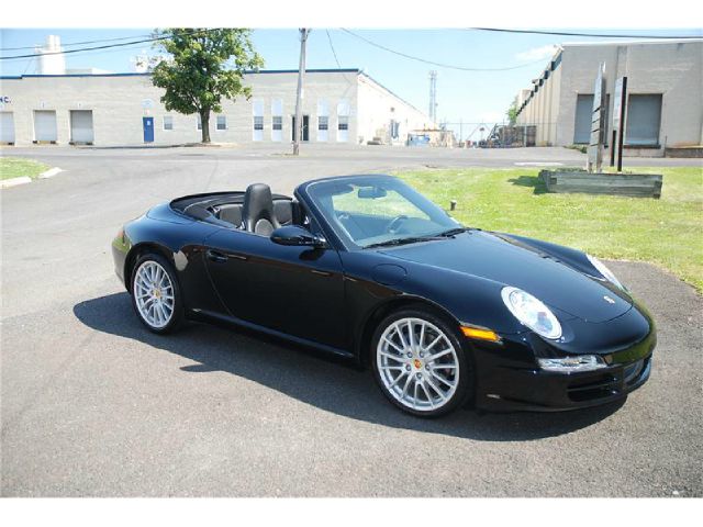 2006 Porsche 911 4WD REG CAB 120.5 SLT