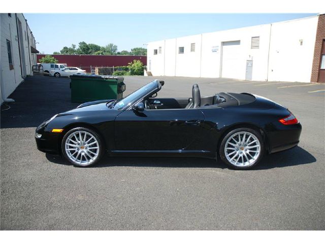 2006 Porsche 911 4WD REG CAB 120.5 SLT