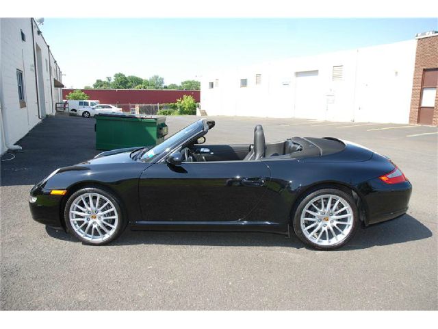 2006 Porsche 911 4WD REG CAB 120.5 SLT