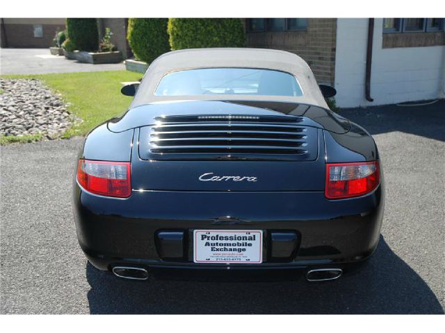 2006 Porsche 911 4WD REG CAB 120.5 SLT