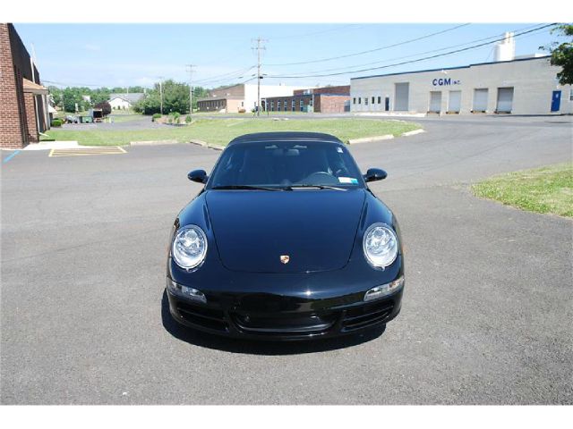 2006 Porsche 911 4WD REG CAB 120.5 SLT