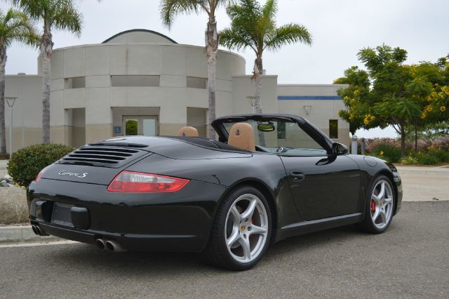 2007 Porsche 911 Laramie SLT Quad Cab