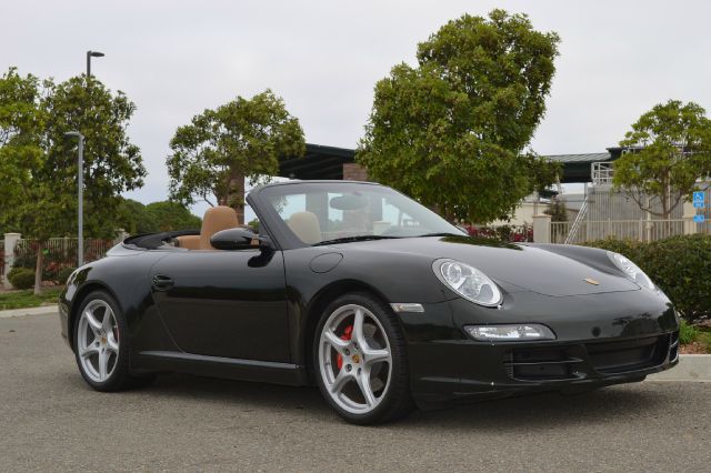 2007 Porsche 911 Laramie SLT Quad Cab