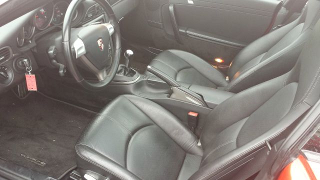 2007 Porsche 911 4WD REG CAB 120.5 SLT