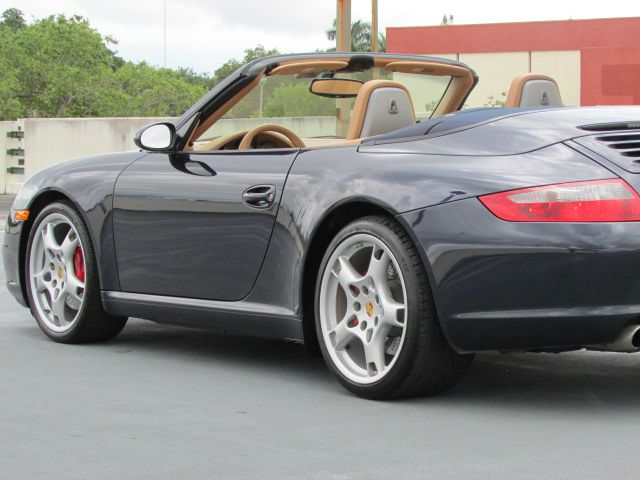 2008 Porsche 911 1999 Ford XL