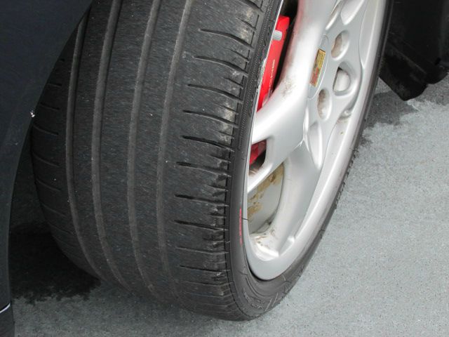 2008 Porsche 911 1999 Ford XL