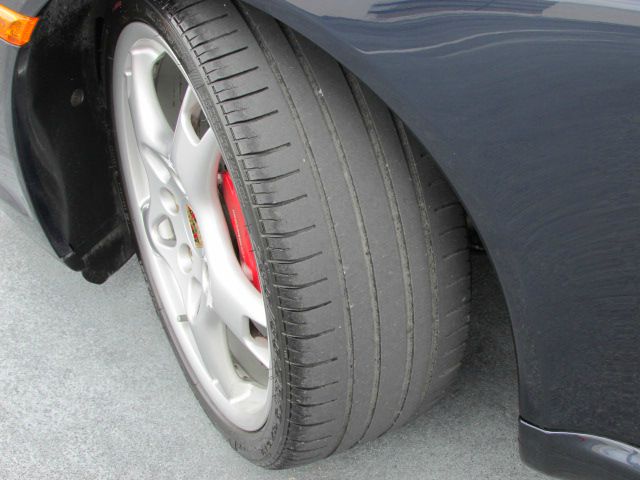 2008 Porsche 911 1999 Ford XL