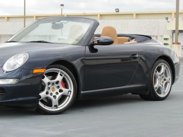 2008 Porsche 911 1999 Ford XL