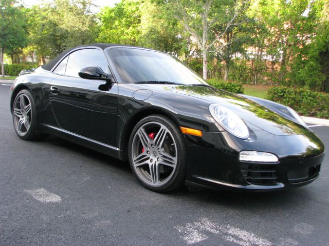 2009 Porsche 911 Laramie SLT Quad Cab