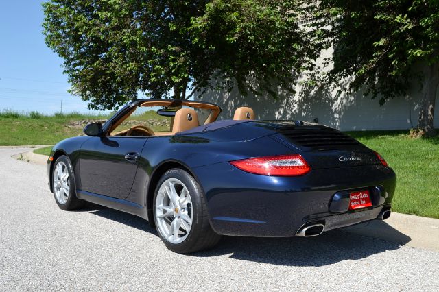 2009 Porsche 911 4WD REG CAB 120.5 SLT