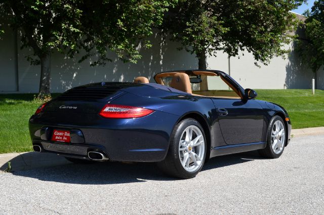 2009 Porsche 911 4WD REG CAB 120.5 SLT